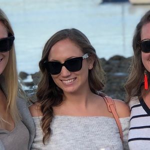 Meet your Posher, Lindsey